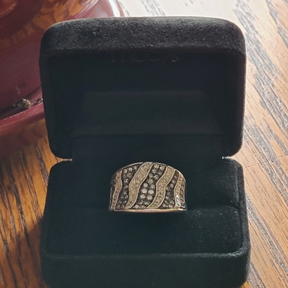 925 Sterling Silver Zebra Pattern ring - Picture 2 of 11
